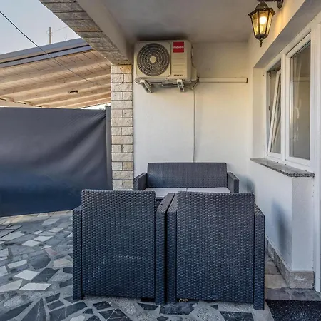 1 Bedroom In *